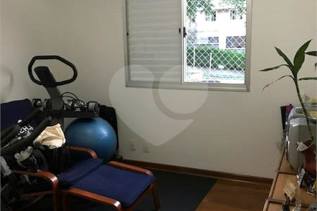Casa à venda com 3 quartos, sendo 1 suíte, no condomínio Villas de São Francisco, São Paulo - SP
