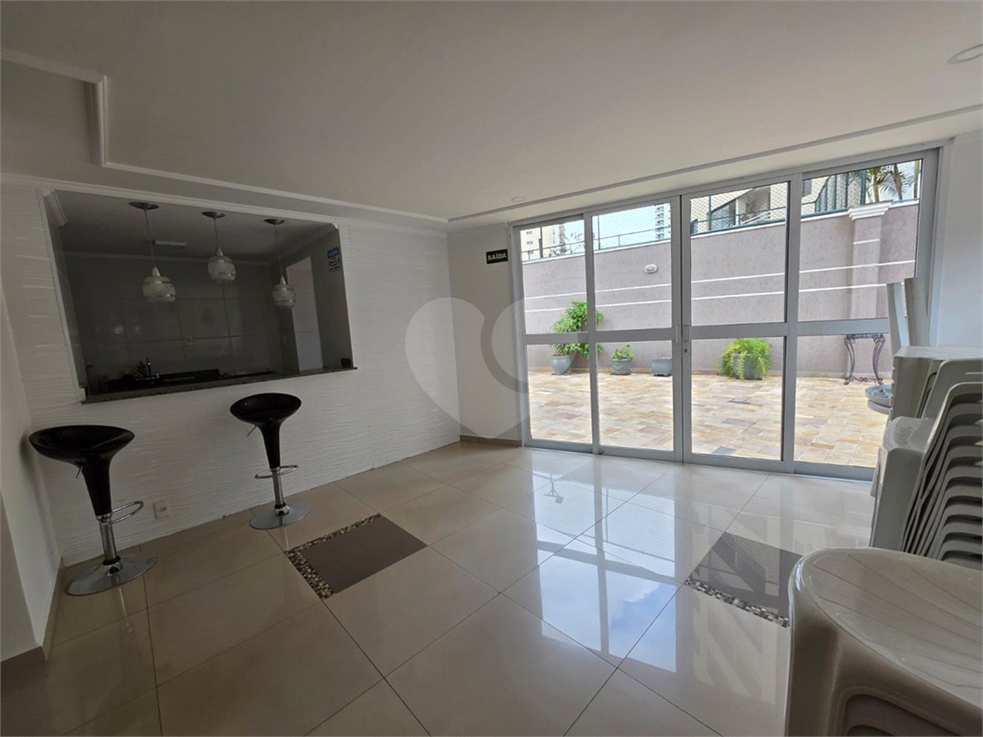 Apartamento para alugar com 3 quartos, sendo 2 suítes, em Santana, São Paulo, SP