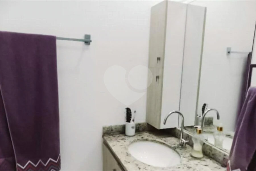 Apartamento à venda com 3 quartos, sendo 1 suíte, em Bom Retiro, São Paulo, SP