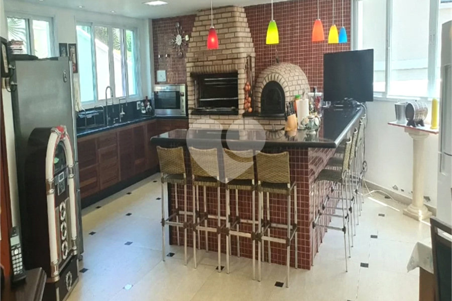 Casa à venda com 3 suítes no condomínio Parque Imperial da Cantareira, Mairiporã - SP