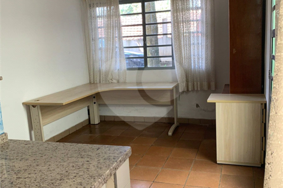 Casa à venda com 3 quartos em Horto Florestal, São Paulo, SP
