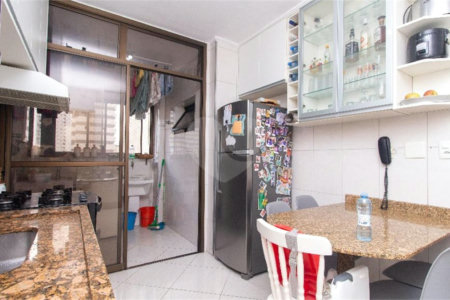 Apartamento à venda ou para alugar com 3 quartos, sendo 1 suíte,  em Ipiranga, São Paulo, SP