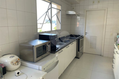Apartamento à venda com 3 suítes em Vila Progredior, São Paulo, SP