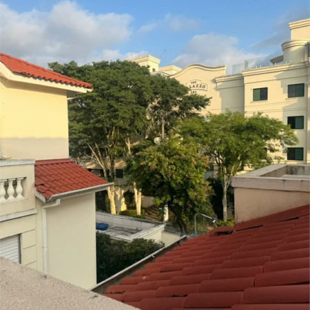 Casa à venda com 3 quartos, sendo 1 suíte, no condomínio Villas de São Francisco, São Paulo - SP