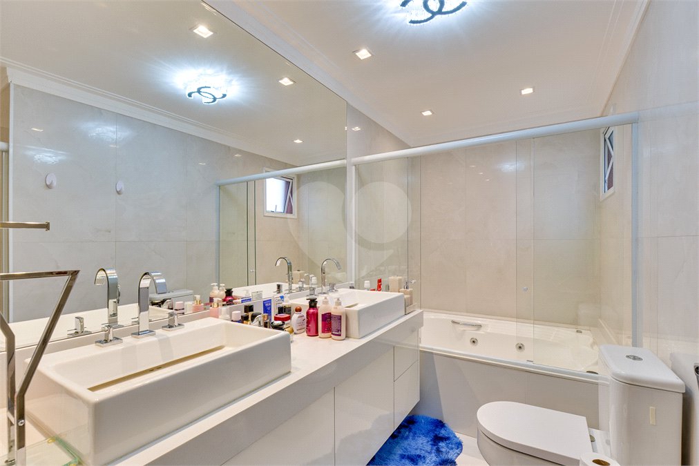 Apartamento à venda com 4 suítes em Vila Sofia, São Paulo, SP
