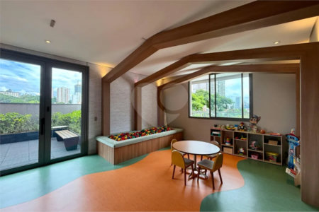 Apartamento à venda com 3 suítes em Santo Amaro, São Paulo, SP