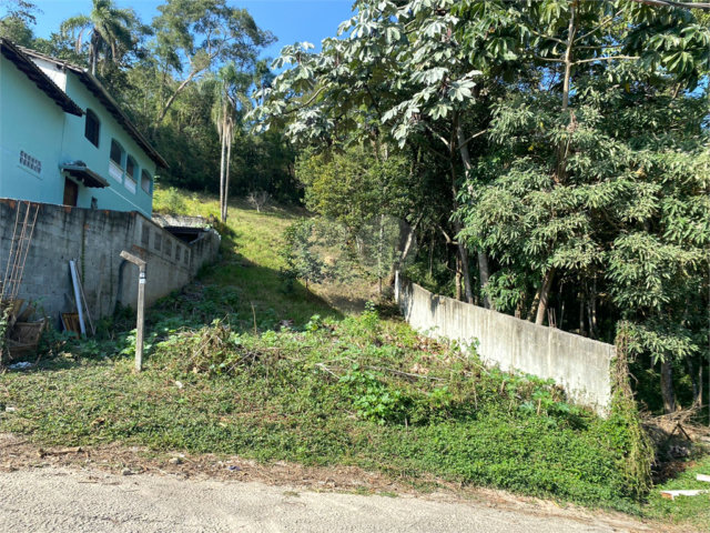 Terreno à venda em Barreiro, Mairiporã, SP