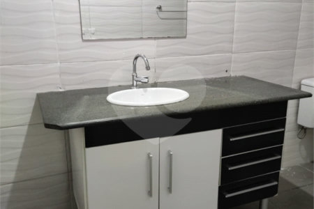 Casa à venda ou para alugar com 6 quartos, sendo 3 suítes,  em Jardim Vila Rica, São Paulo, SP