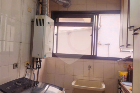 Apartamento à venda com 3 quartos, sendo 1 suíte, em Real Parque, São Paulo, SP