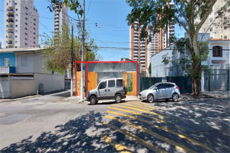 Terreno à venda ou para alugar em Chácara Santo Antônio, São Paulo, SP
