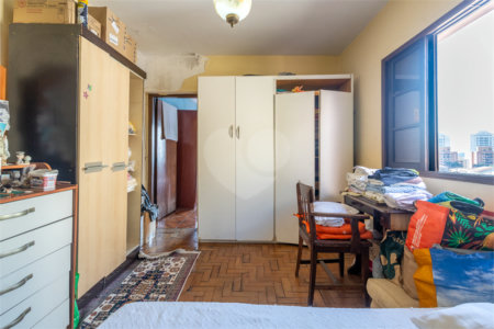 Sobrado à venda com 3 quartos em Vila Sônia, São Paulo, SP