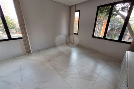 Apartamento à venda com 2 quartos em Jardim das Acácias, São Paulo, SP