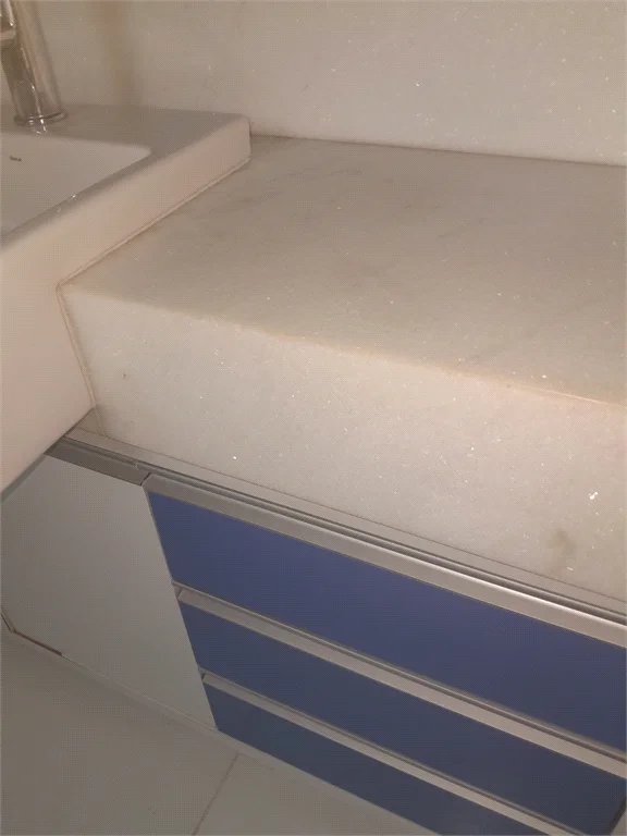 Casa à venda ou para alugar com 4 suítes em Chácaras São Carlos, Cotia, SP