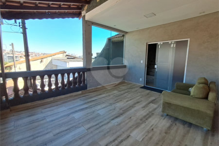 Casa à venda com 2 quartos em Vila Lavínia, Mogi das Cruzes, SP