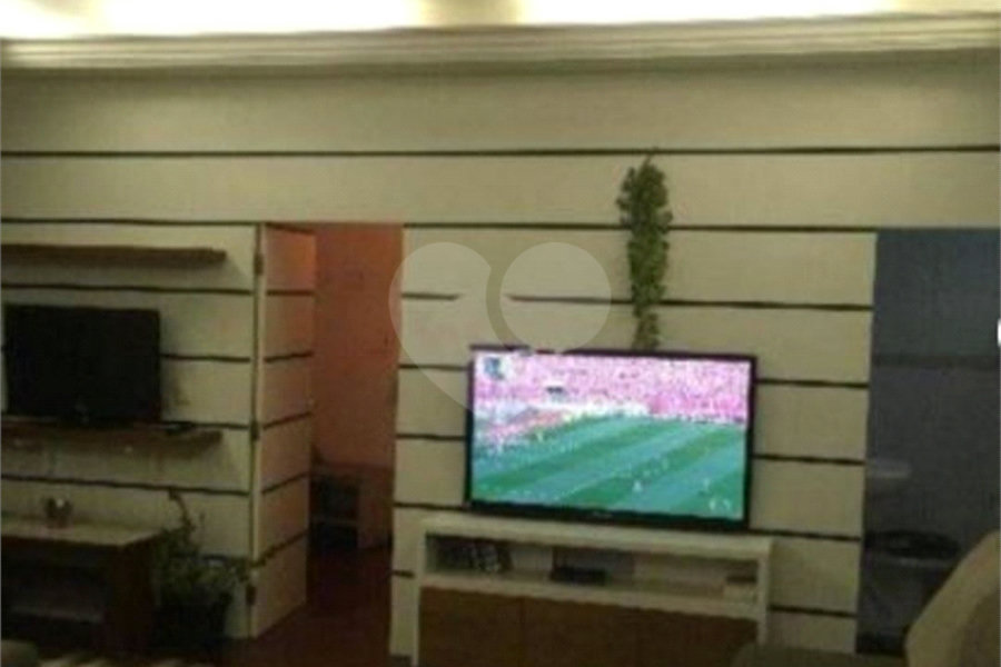 Sobrado à venda com 6 quartos em Cangaíba, São Paulo, SP