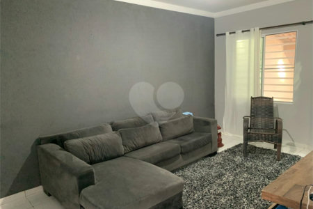 Casa à venda com 2 quartos em Vila Lavínia, Mogi das Cruzes, SP