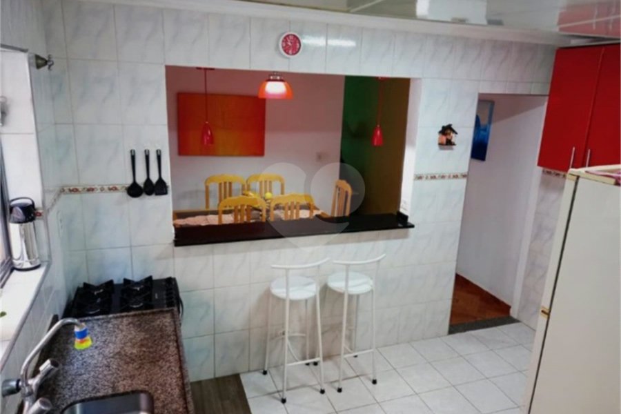 Sobrado à venda com 3 suítes em Santa Teresinha, São Paulo, SP
