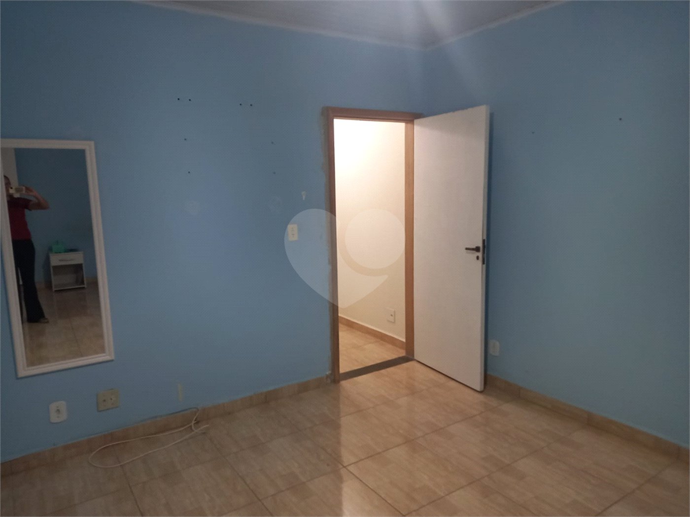 Sobrado à venda com 4 quartos, sendo 1 suíte, em Jardim Peri, São Paulo, SP