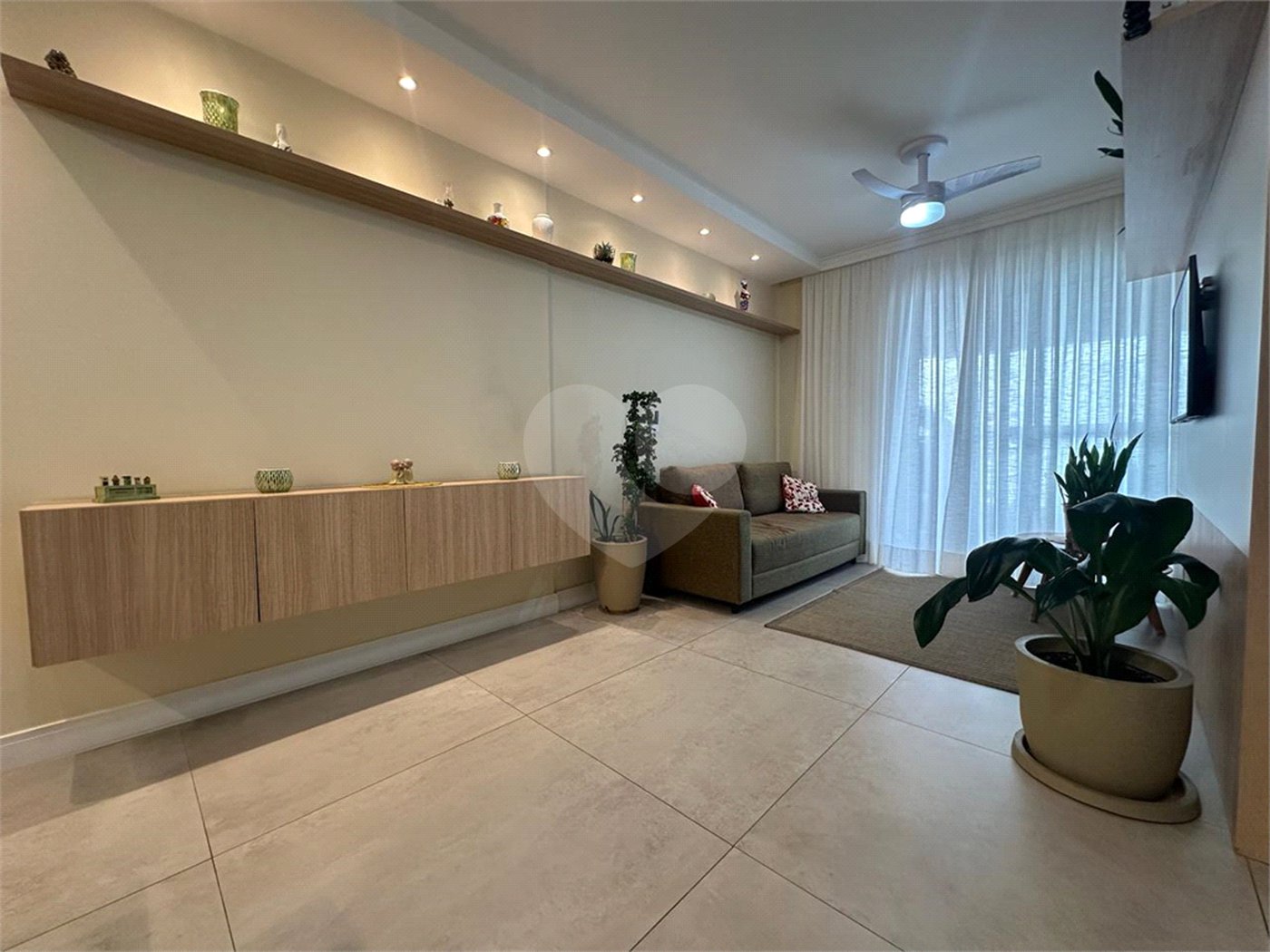 Apartamento à venda com 3 quartos, sendo 1 suíte, em Vila Andrade, São Paulo, SP