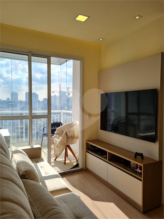Apartamento à venda com 3 quartos, sendo 1 suíte, em Vila Dom Pedro I, São Paulo, SP