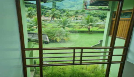 Casa à venda com 4 quartos, sendo 6 suítes,  em Campo Grande, Rio de Janeiro, RJ