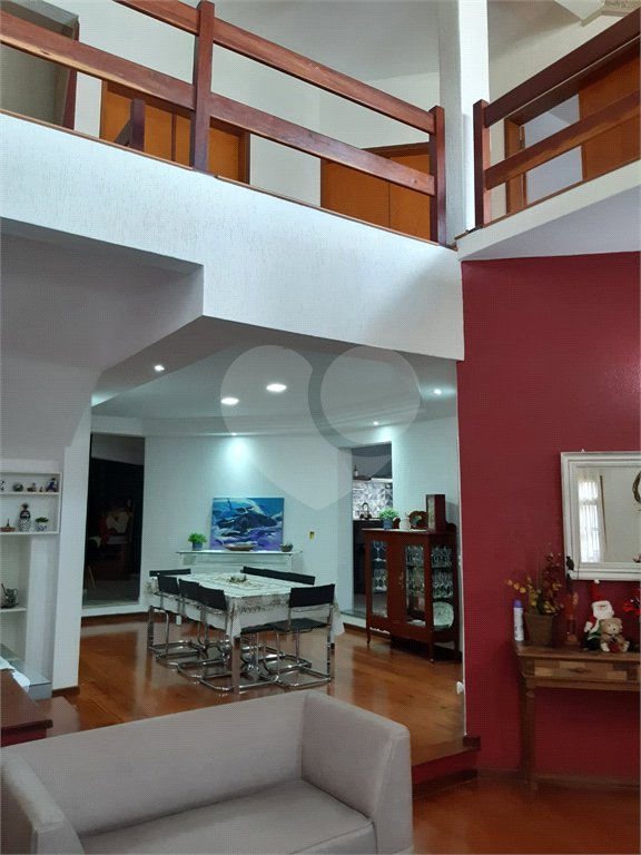 Casa à venda com 3 suítes no condomínio Jardim Altos de Suzano, Suzano - SP