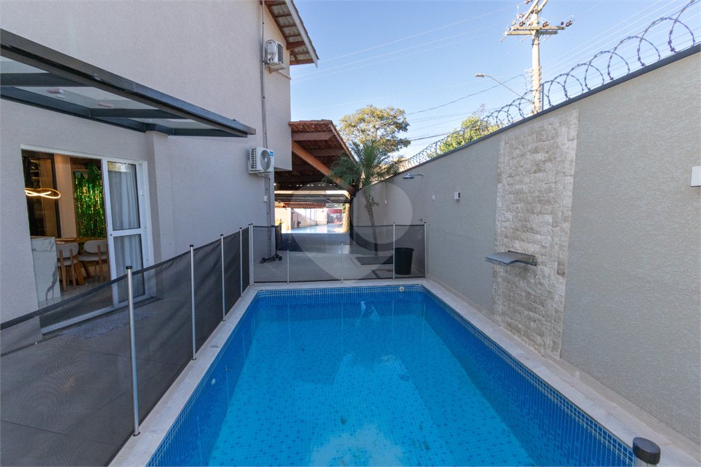 Casa à venda com 3 quartos, sendo 1 suíte, em Jardim Colonial, Atibaia, SP