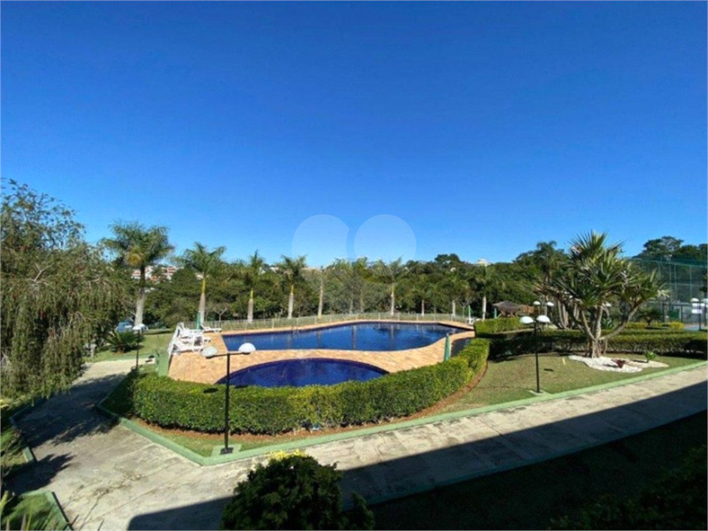 Casa à venda com 4 quartos, sendo 2 suítes, no condomínio Terras de Santa Adélia, Vargem Grande Paulista - SP