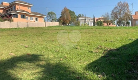 Terreno à venda no condomínio Saint Charbel, Araçoiaba da Serra - SP