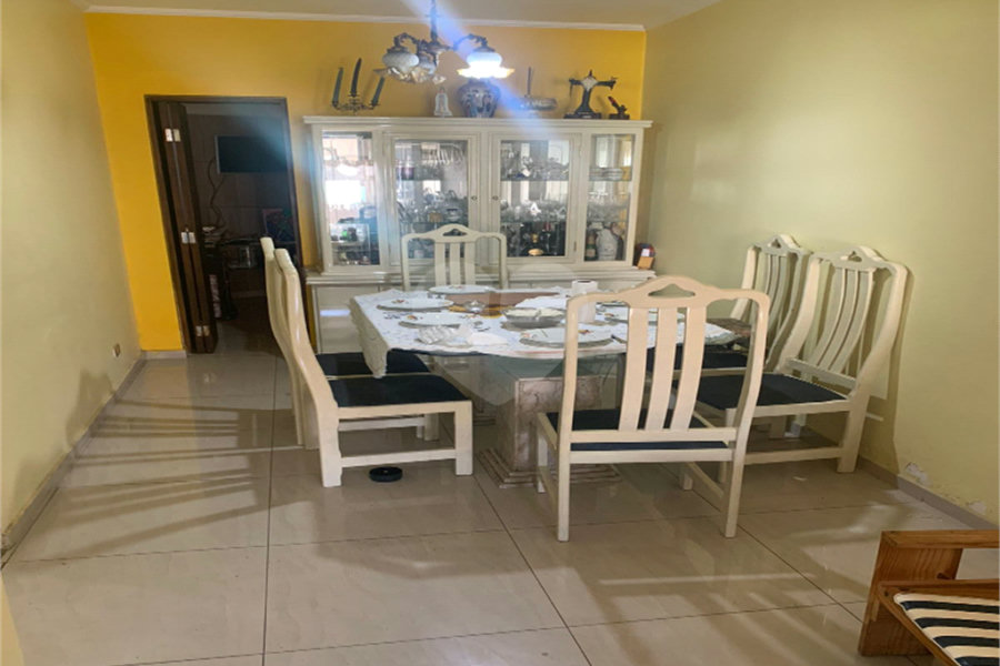 Sobrado à venda com 4 quartos em Santana, São Paulo, SP