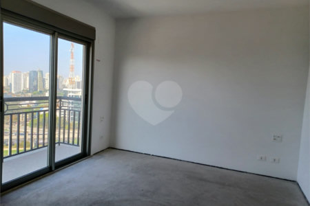 Apartamento à venda com 4 suítes em Real Parque, São Paulo, SP