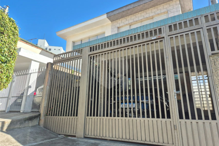 Terreno à venda com 3 quartos, sendo 1 suíte,  em Saúde, São Paulo, SP