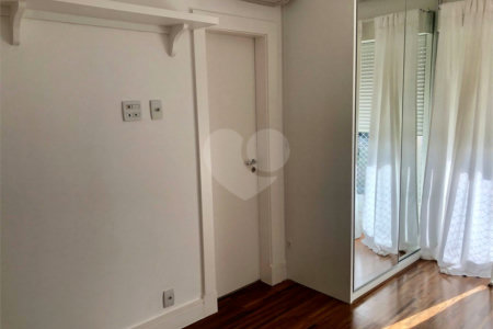 Cobertura à venda ou para alugar com 3 suítes em Granja Julieta, São Paulo, SP