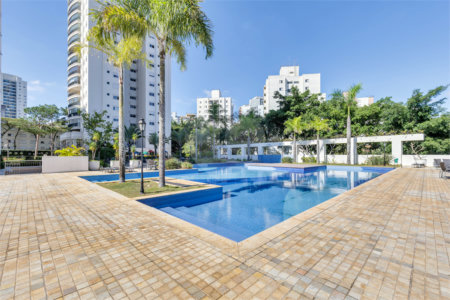 Apartamento à venda com 3 quartos, sendo 2 suítes, em Jardim Marajoara, São Paulo, SP