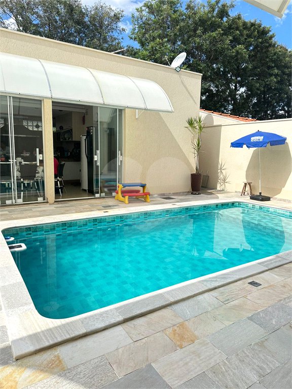 Sobrado à venda com 4 quartos, sendo 3 suítes, em Jardim Residencial Maggiore, Araraquara, SP