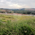 Lote com 561,86 m² à Venda em Condomínio Fechado