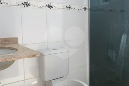 Sobrado à venda com 3 quartos, sendo 1 suíte, em Nova Cerejeira, Atibaia, SP