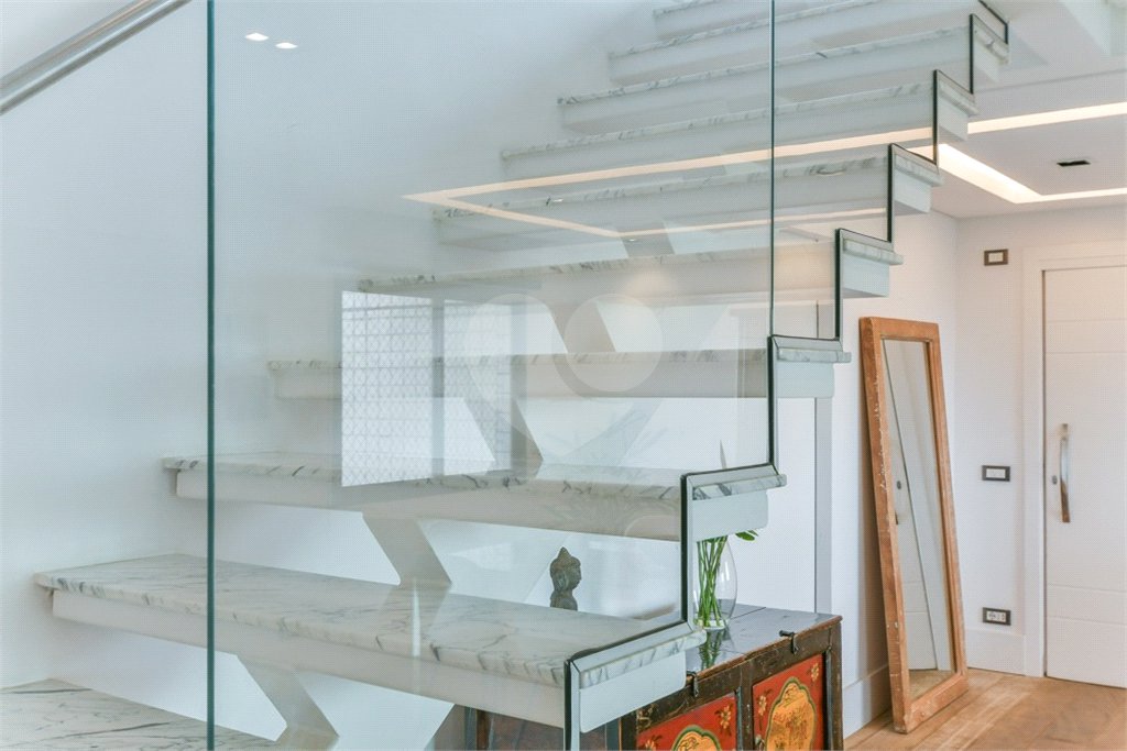 Apartamento à venda com 4 quartos, sendo 2 suítes, em Panamby, São Paulo, SP