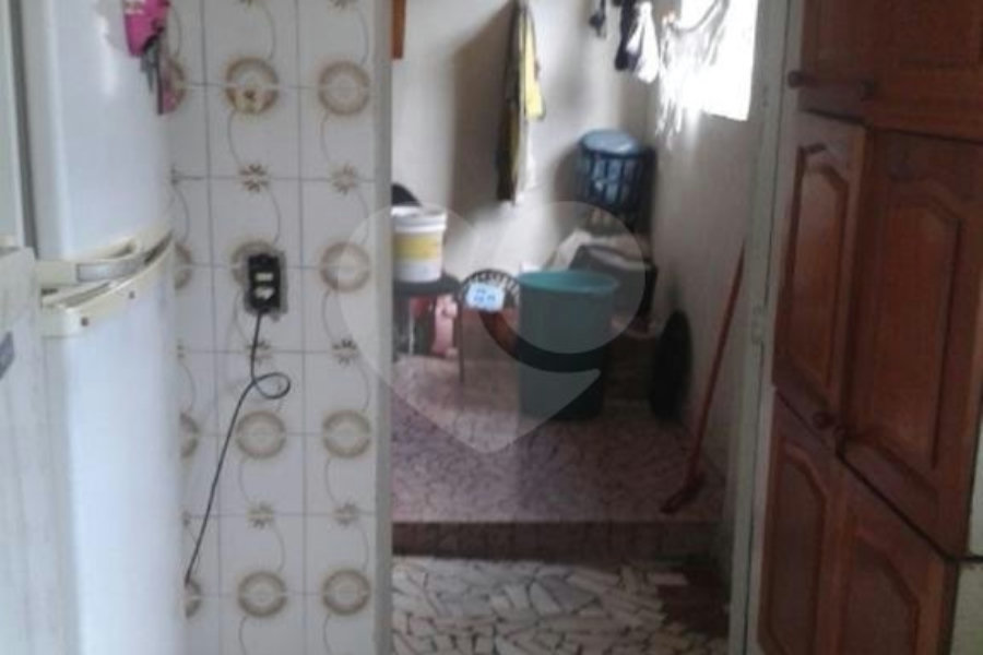 Sobrado à venda com 2 quartos em Tremembé, São Paulo, SP