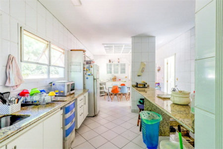 Casa de Vila à venda com 4 quartos, sendo 2 suítes, em Butantã, São Paulo, SP