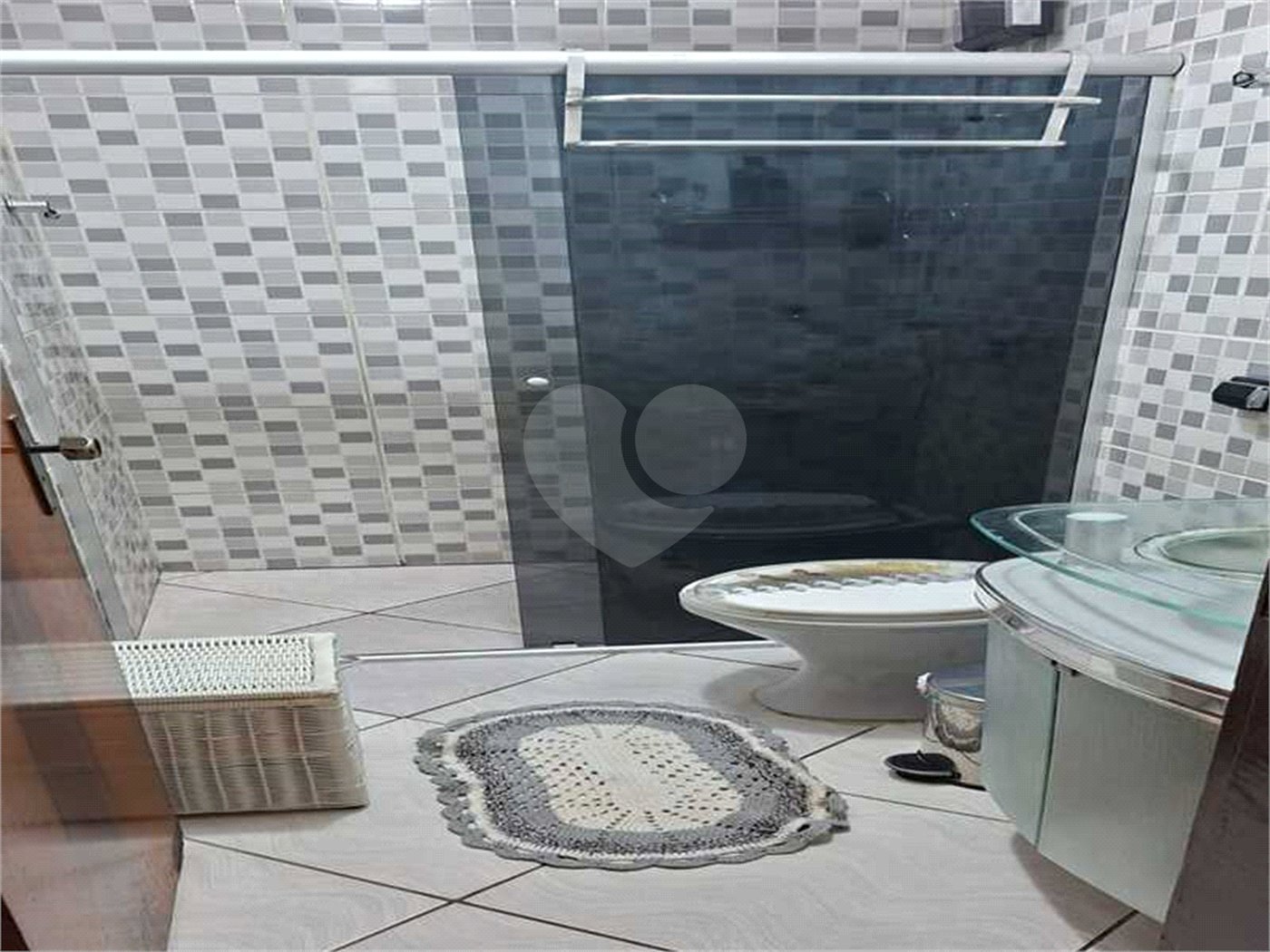 Sobrado à venda com 2 quartos, sendo 1 suíte, em Vila Nova Cachoeirinha, São Paulo, SP