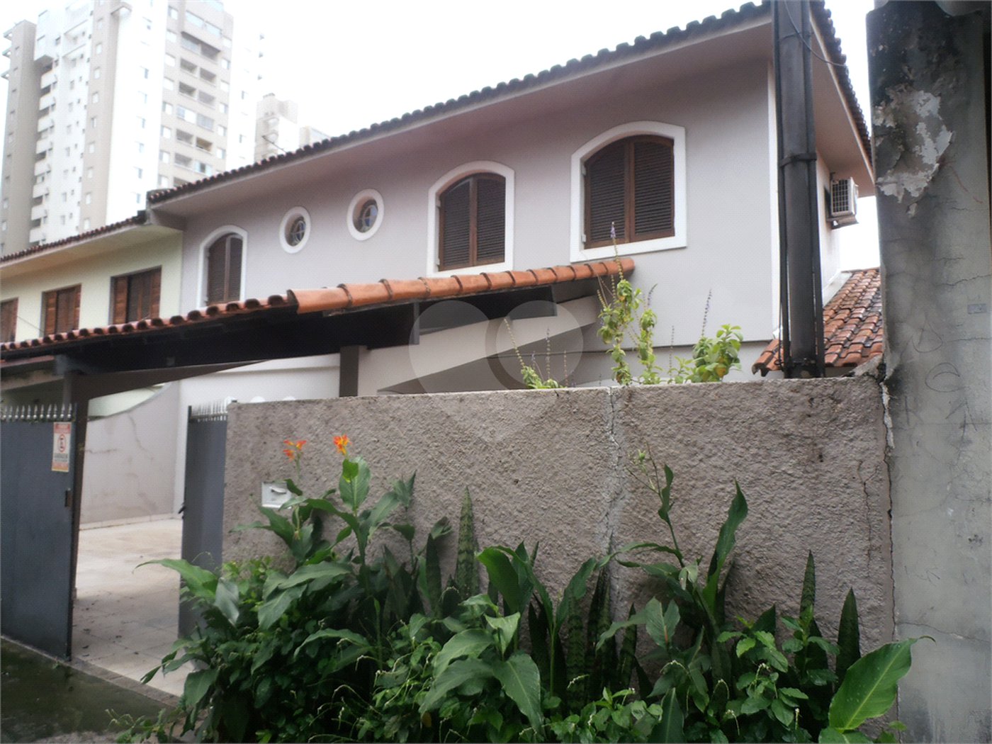 Sobrado à venda ou para alugar com 4 quartos, sendo 1 suíte, em Vila Butantã, São Paulo, SP