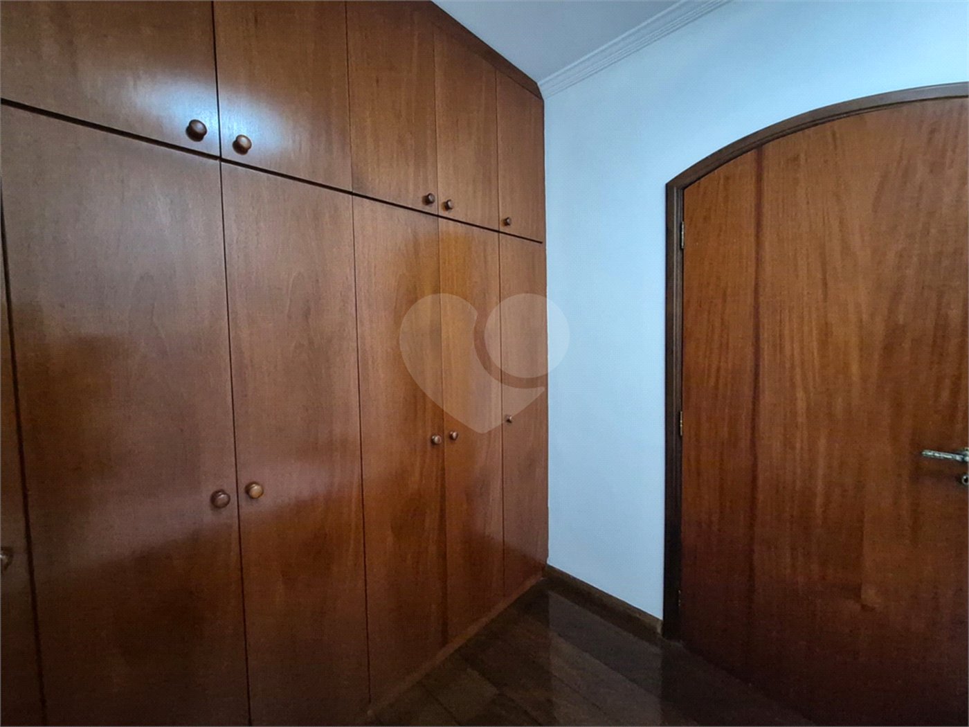 Sobrado à venda com 3 quartos, sendo 1 suíte, em Jardim Sarah, São Paulo, SP
