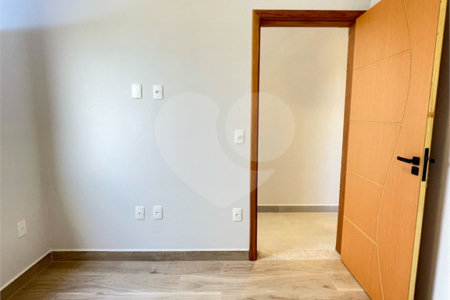 Casa à venda com 3 quartos, sendo 1 suíte, no condomínio Horto Florestal Iii, Sorocaba - SP