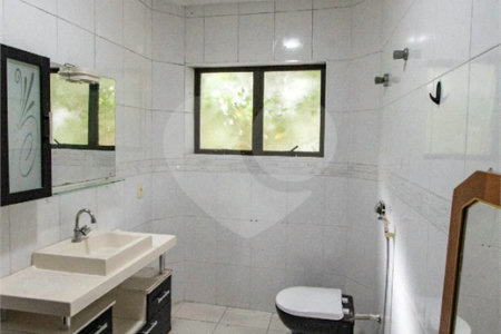 Casa à venda com 3 quartos, sendo 1 suíte,  em Vila Mariana, São Paulo, SP
