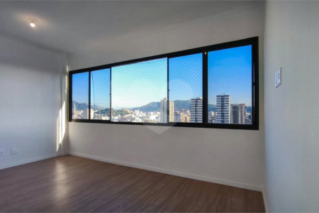 Apartamento à venda com 3 quartos, sendo 1 suíte, em Tijuca, Rio de Janeiro, RJ