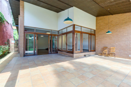 Casa Térrea à venda com 3 quartos, sendo 1 suíte, em Alto da Boa Vista, São Paulo, SP