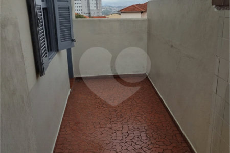 Prédio à venda com 3 quartos, sendo 2 suítes, em Vila Nivi, São Paulo, SP