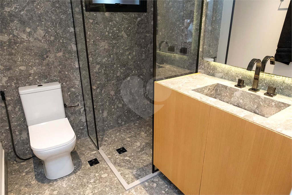 Apartamento à venda com 2 quartos, sendo 1 suíte, em Pinheiros, São Paulo, SP