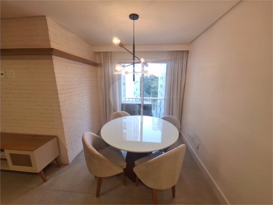 Apartamento à venda com 2 quartos em Vila Uberabinha, São Paulo, SP